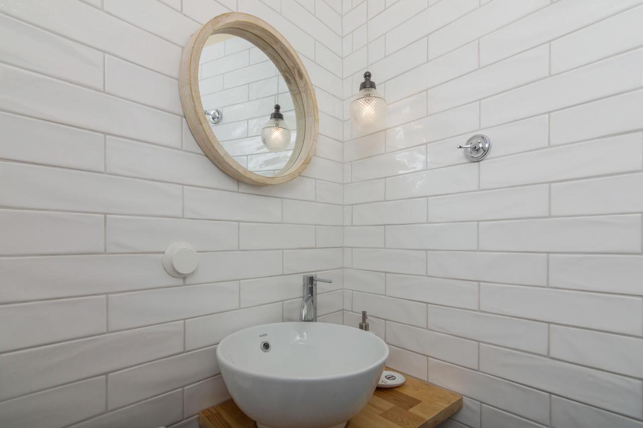 Vintage Loft Α In Monastiraki Apartment Athens Exterior photo